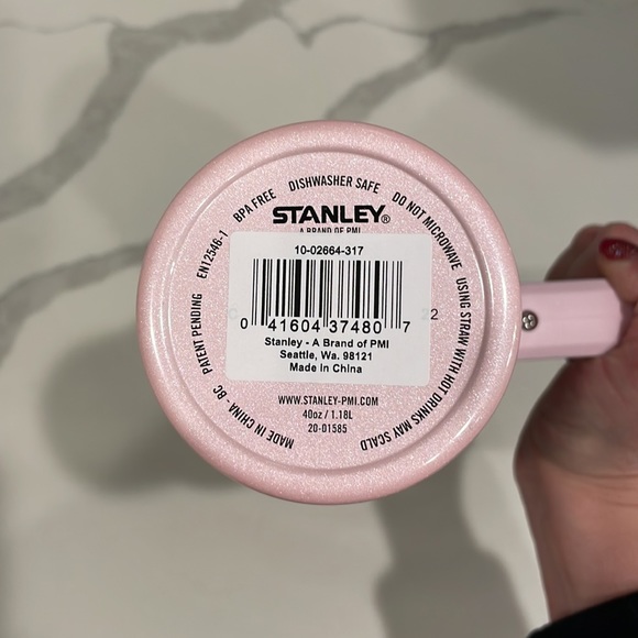 Stanley - PARFAIT PEARLESCENT 40 oz. Adventure Quencher Tumbler (Pink) - NWT! - Picture 5 of 7
